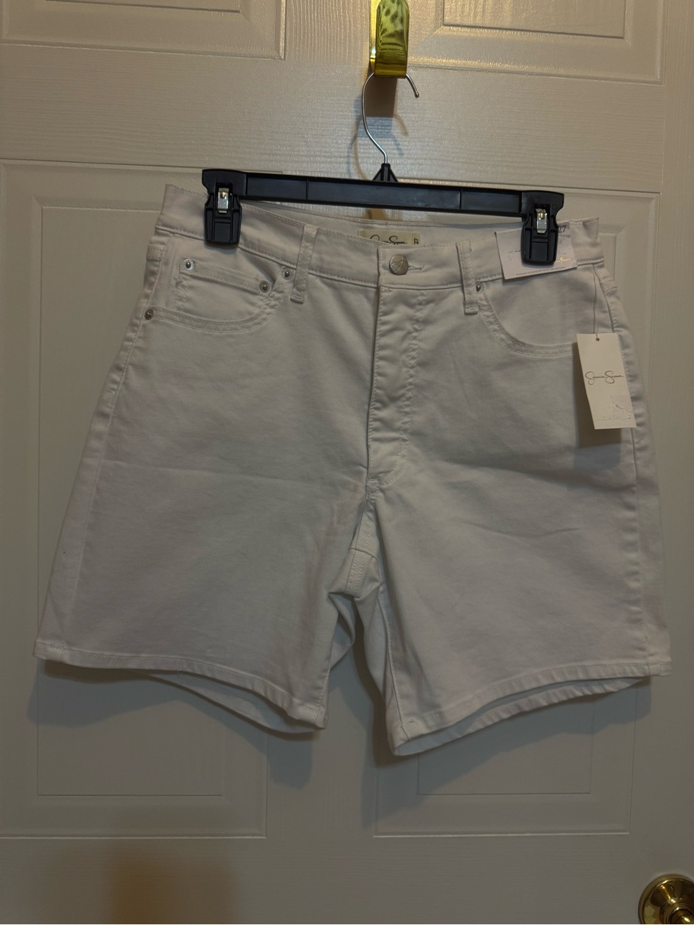 Jessica Simpson Sz 4/27  White High-Rise Denim Shorts NWT😊😊